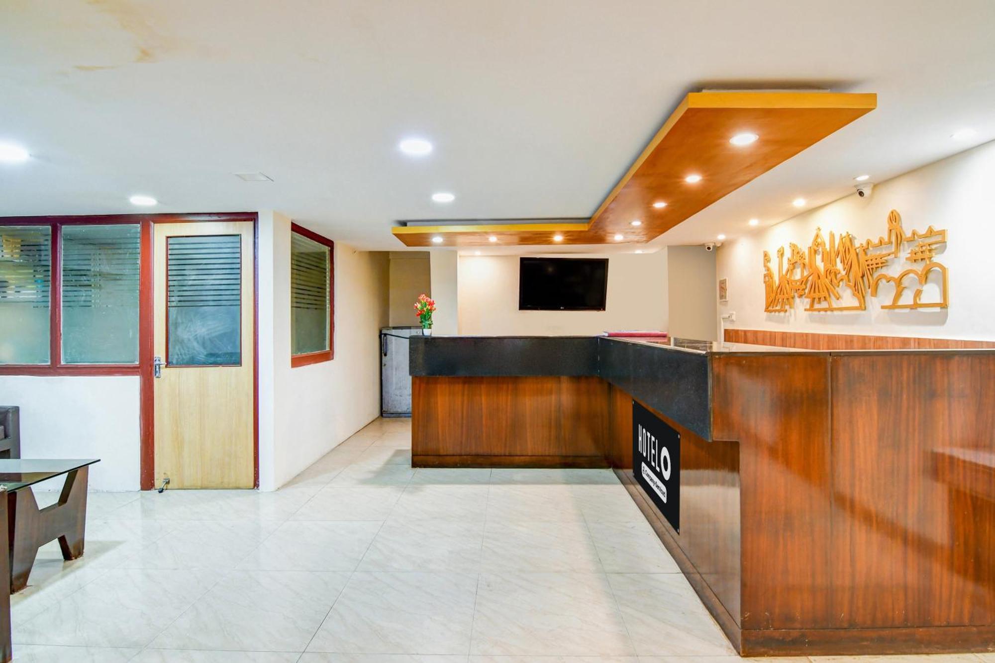 Super Hotel O Sarat Bose Road Formerly Shree Guest House Calcutta Extérieur photo
