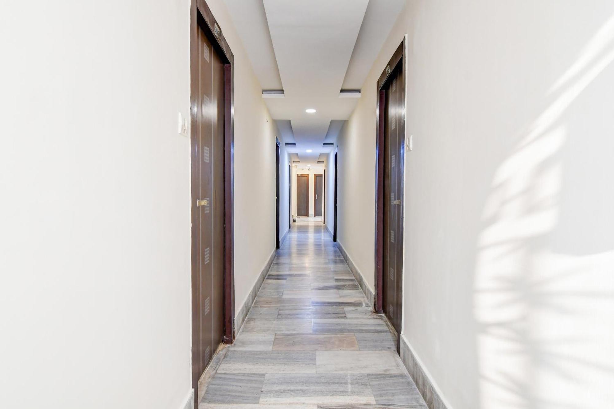Super Hotel O Sarat Bose Road Formerly Shree Guest House Calcutta Extérieur photo